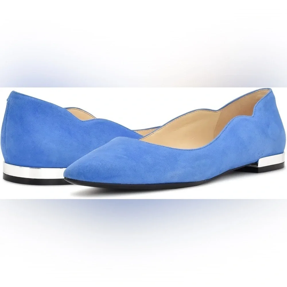 NWOB Nine West Women’s Lovlady Blue Suede Flats in size 10